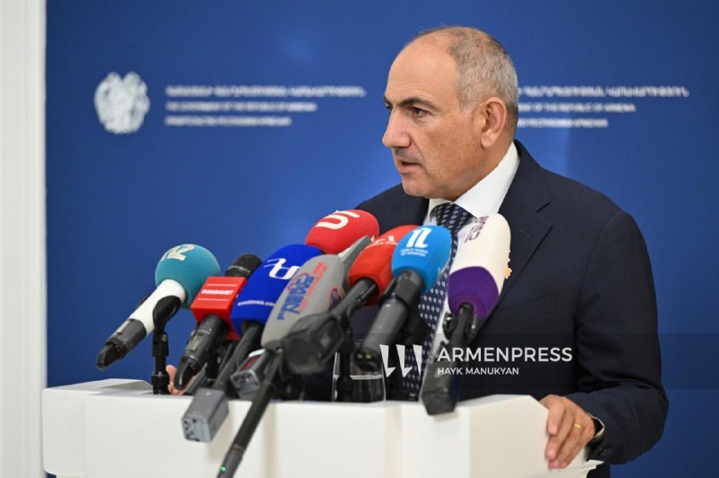Премьер-министр Армении Никол Пашинян на брифинге о северном маршруте Восток-Запад