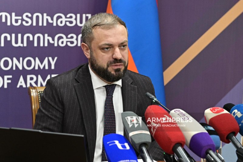 Минэкономики Армении опроверг слух о письме Папояна Алиханову по форуму в Екатеринбурге