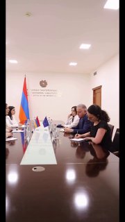 Министр юстиции Армении обсудила с послом ЕС реформы и визовый режим