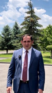 Сурен Папикян поблагодарил за доверие после выборов в Эчмиадзине