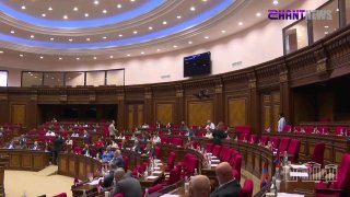 Выборы в Эчмиадзине: новые депутаты Совета старейшин и возможные сценарии