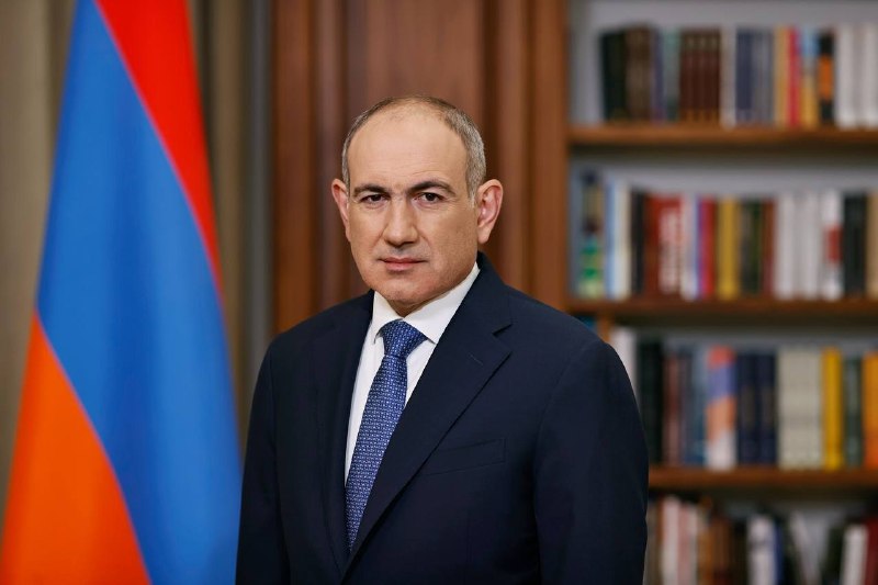 Никол Пашинян в День Конституции заявил о необходимости новой Конституции и подтвердил поддержку народа на выборах 2026 года
