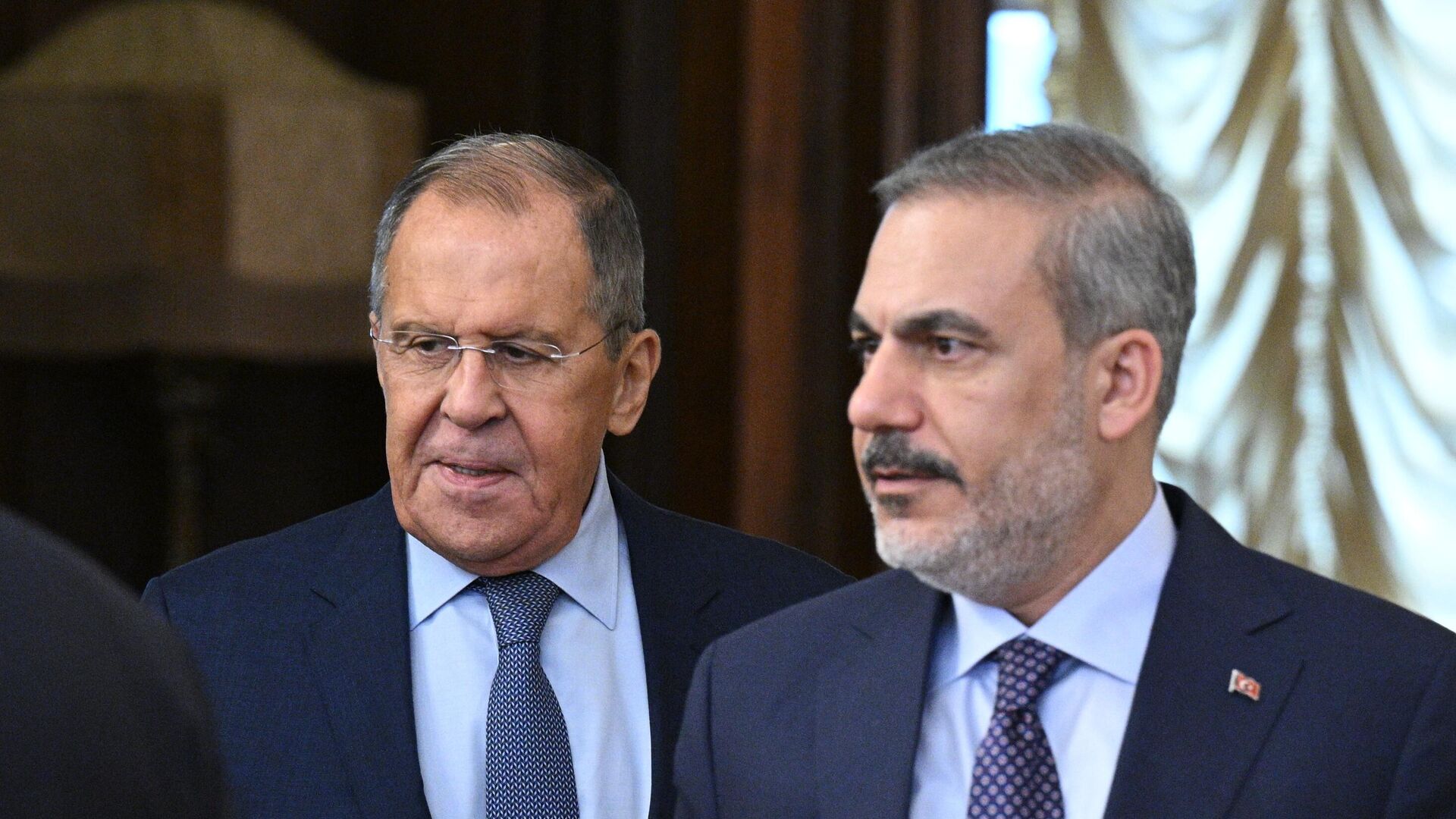 Встреча глав МИД России и Турции в Москве: обсуждение двусторонних отношений