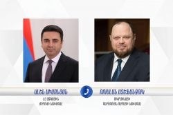 Спикер парламента Армении Ален Симонян и глава Верховной Рады Украины обсудили сотрудничество после выборов в Эчмиадзине
