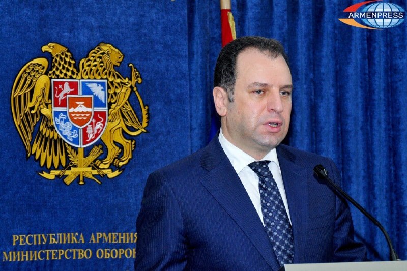 Бывший министр обороны Армении Виген Саргсян объявлен в розыск по делу о злоупотреблениях